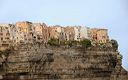 Bonifacio vue de l'habitat suspendu depuis le bâteau