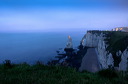 Etretat :  Pose longue sur l'Arche et l'Aiguille (début de l'éclairage communal sur les falaises)